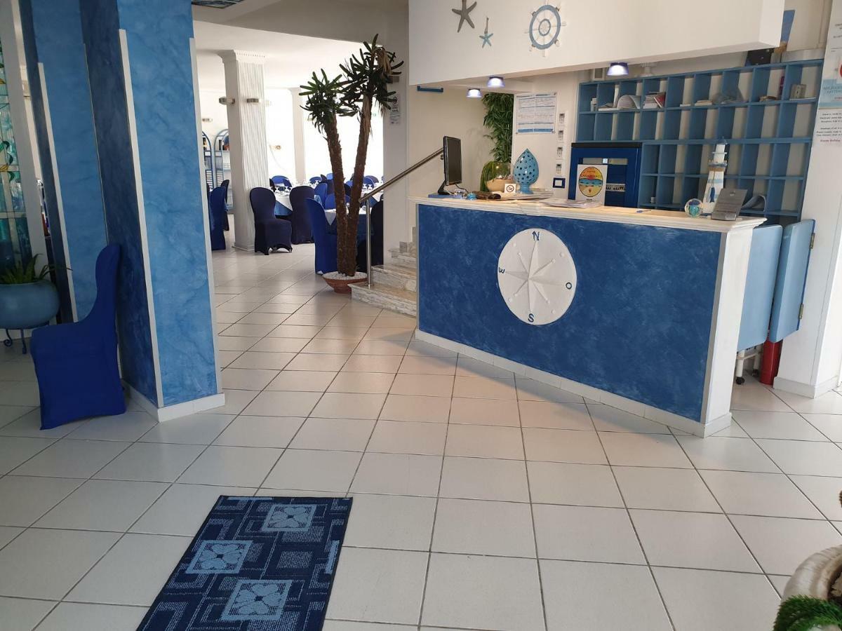 Hotel Caraibisiaco Sul Mare San Pietro in Bevagna Ngoại thất bức ảnh