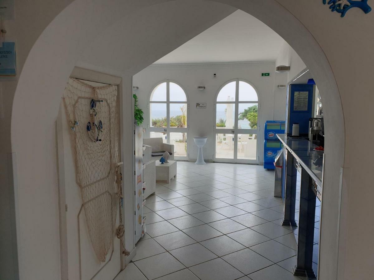 Hotel Caraibisiaco Sul Mare San Pietro in Bevagna Ngoại thất bức ảnh